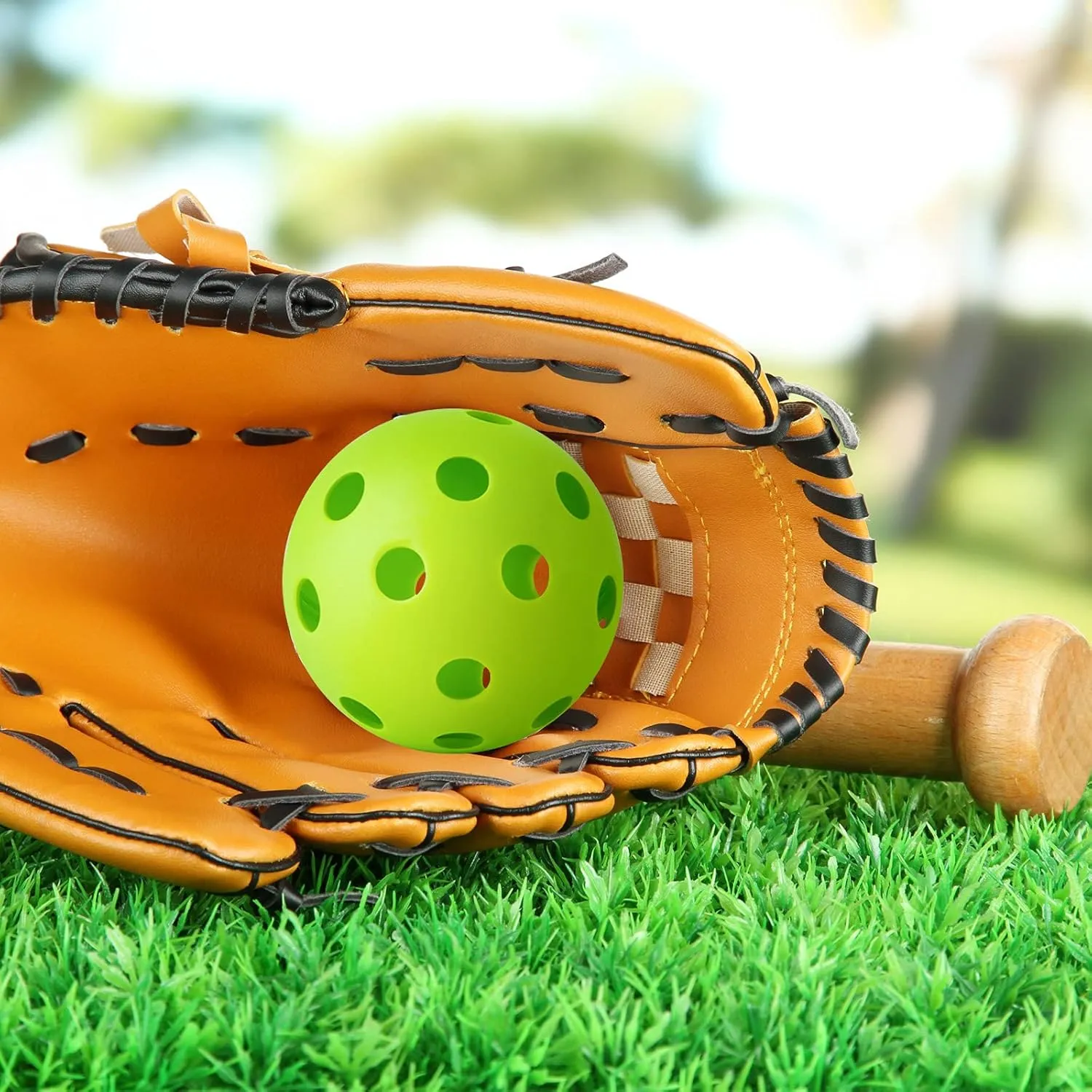 Coopay 12/100 Pack Baseball Practice Balls Plastic Training Balls Lightweight Hollow Softballs with a Drawstring Bag for Hitting, Baseball Training Indoor Outdoor Use