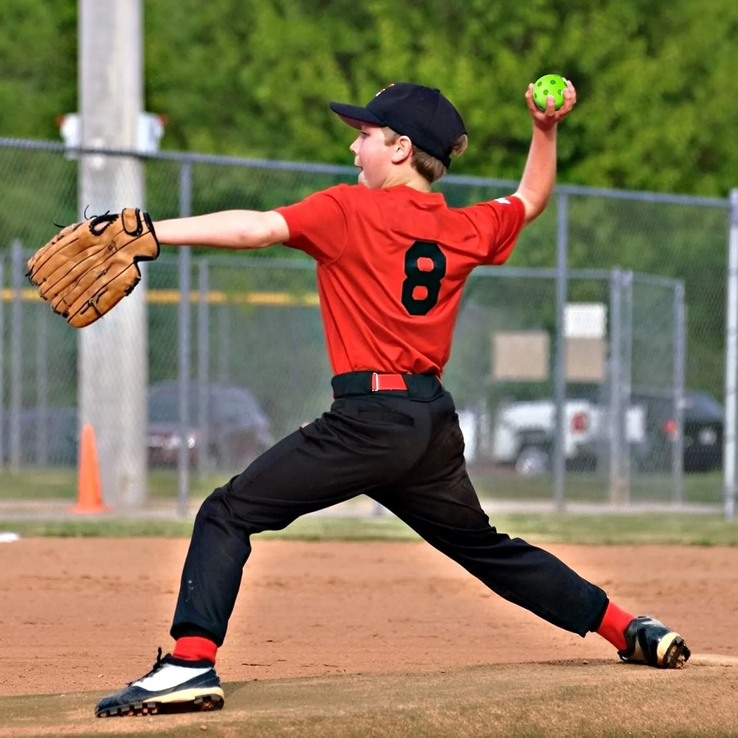 Coopay 12/100 Pack Baseball Practice Balls Plastic Training Balls Lightweight Hollow Softballs with a Drawstring Bag for Hitting, Baseball Training Indoor Outdoor Use